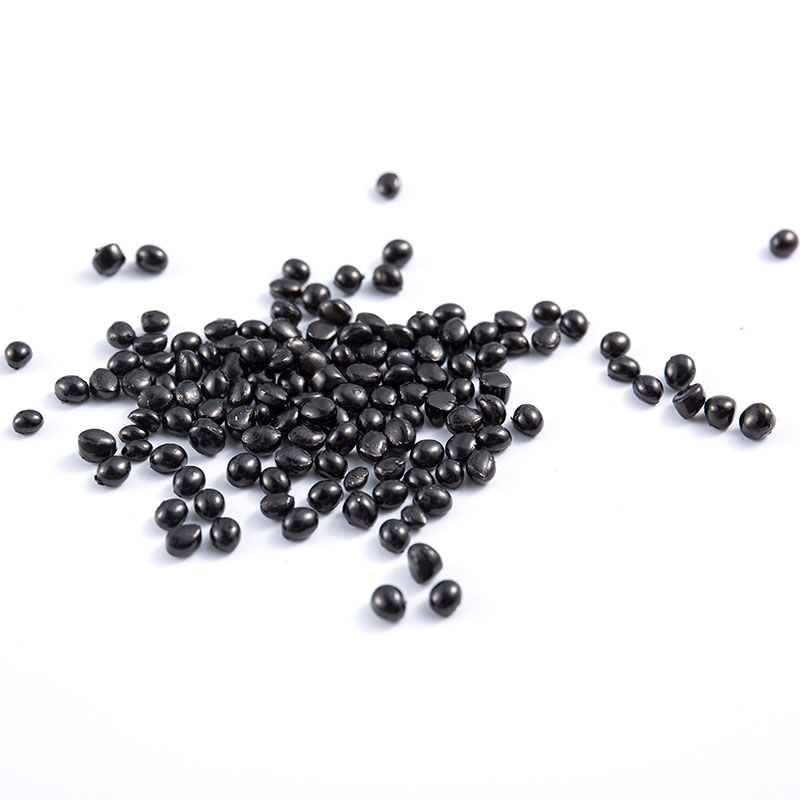 Langanhaltendes Aussehen und gut deckendes schwarzes Masterbatch